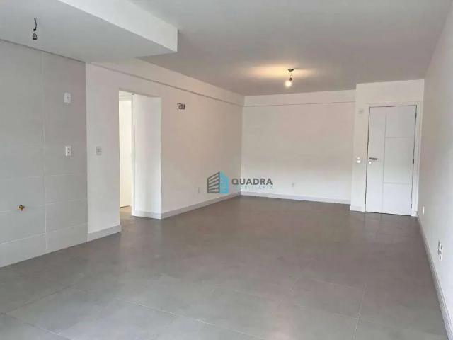 Apartamento venda em Região Geográfica Imediata de Florianópolis, Desterro
