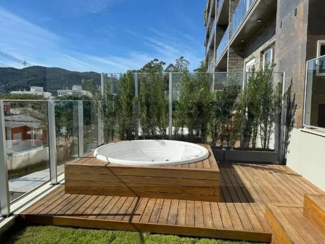 Apartamento venda em Região Geográfica Imediata de Florianópolis, Desterro