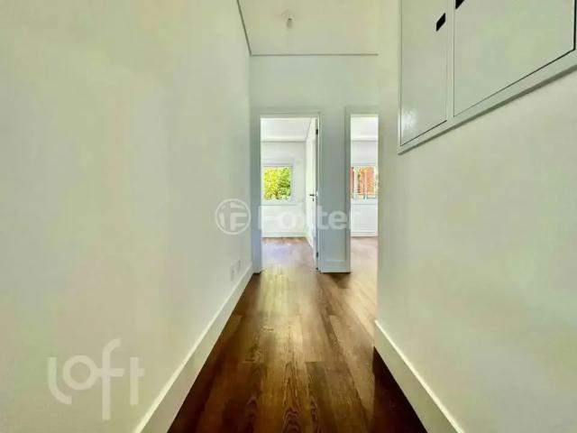 Apartamento venda em Região Geográfica Imediata de Florianópolis, Desterro