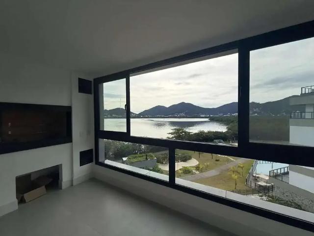 Apartamento venda em Região Geográfica Imediata de Florianópolis, Desterro