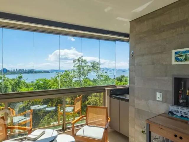 Apartamento venda em Região Geográfica Imediata de Florianópolis, Desterro
