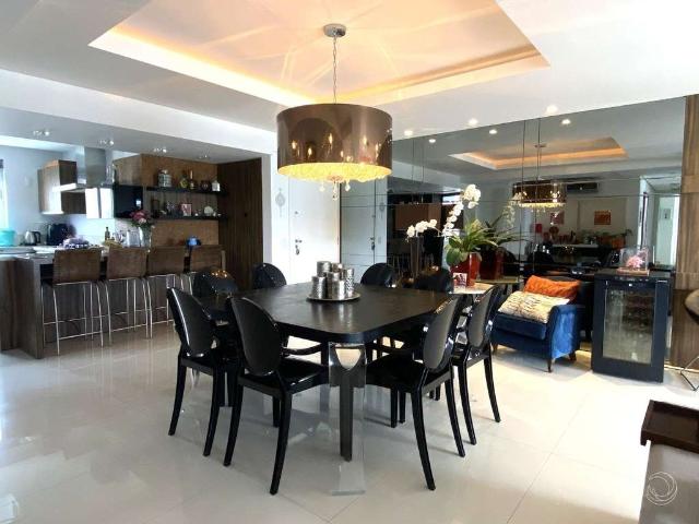 Apartamento venda em Região Geográfica Imediata de Florianópolis, Desterro