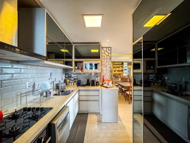 Apartamento venda em Região Geográfica Imediata de Florianópolis, Desterro
