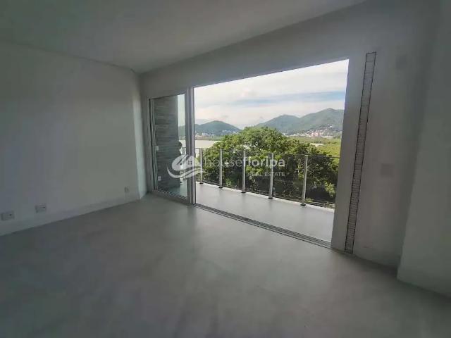 Apartamento venda em Região Geográfica Imediata de Florianópolis, Desterro