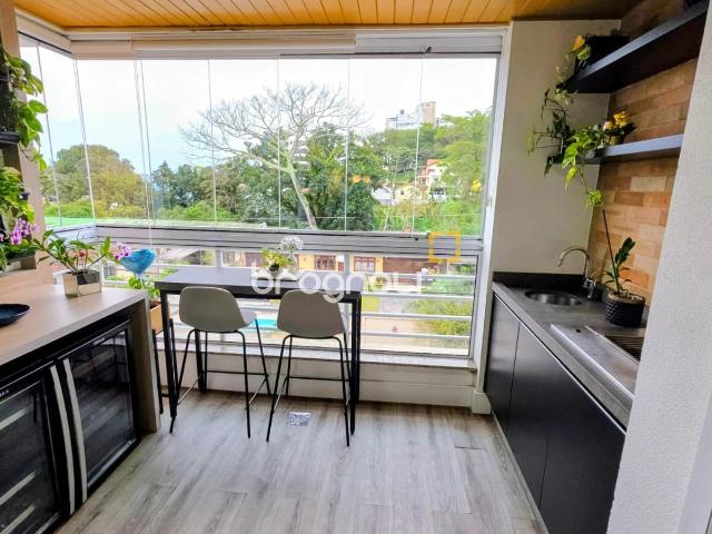 Apartamento venda em Região Geográfica Imediata de Florianópolis, Desterro