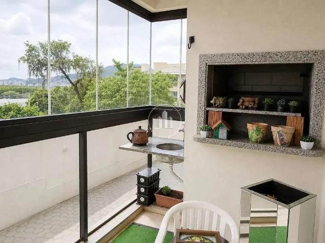 Apartamento venda em Região Geográfica Imediata de Florianópolis, Desterro