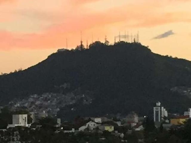 Apartamento venda em Região Geográfica Imediata de Florianópolis, Desterro