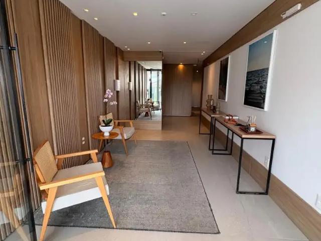 Apartamento venda em Região Geográfica Imediata de Florianópolis, Desterro
