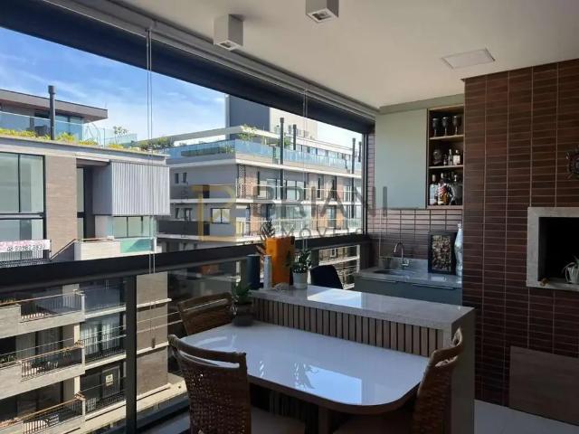 Apartamento venda em Região Geográfica Imediata de Florianópolis, Desterro
