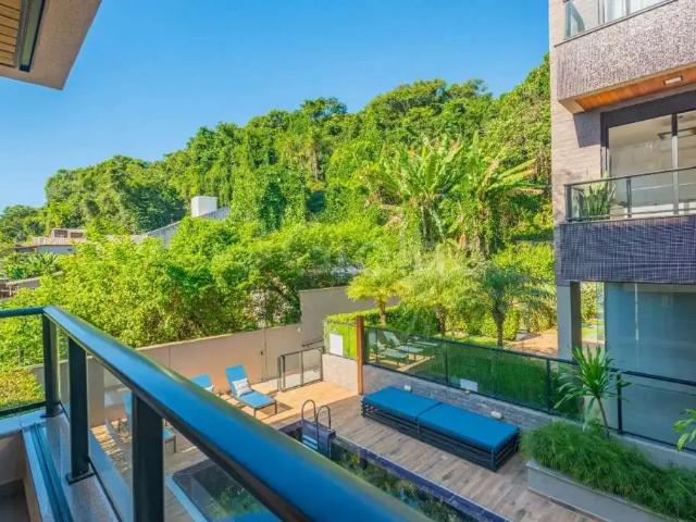Apartamento venda em Região Geográfica Imediata de Florianópolis, Desterro