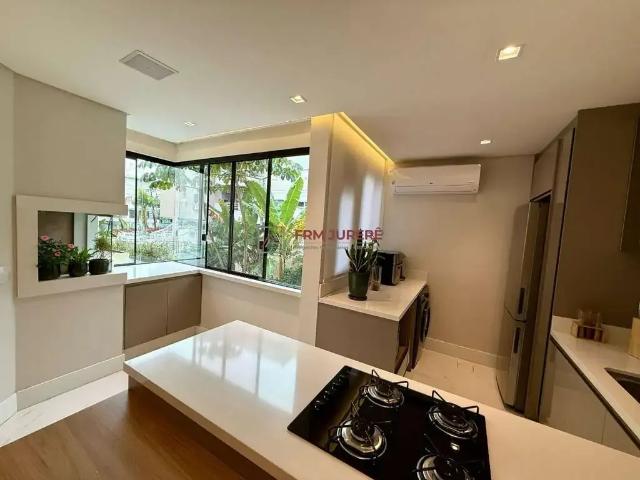 Apartamento venda em Região Geográfica Imediata de Florianópolis, Desterro