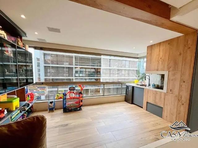Apartamento venda em Região Geográfica Imediata de Florianópolis, Desterro