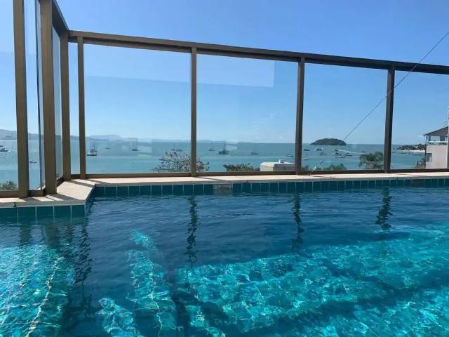 Apartamento venda em Região Geográfica Imediata de Florianópolis, Desterro