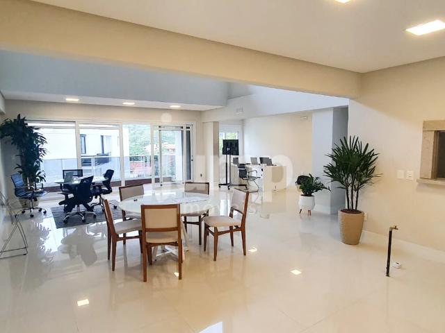 Apartamento venda em Região Geográfica Imediata de Florianópolis, Desterro