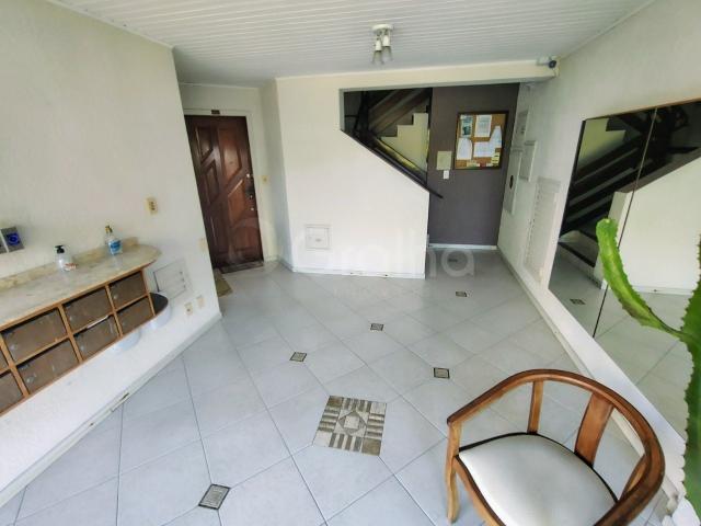 Apartamento venda em Região Geográfica Imediata de Florianópolis, Desterro