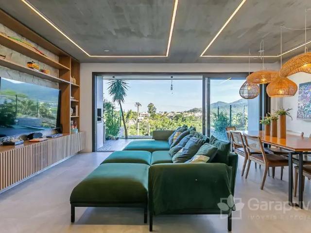 Apartamento venda em Região Geográfica Imediata de Florianópolis, Desterro