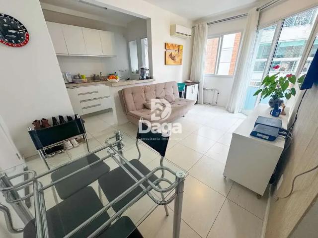 Apartamento venda em Região Geográfica Imediata de Florianópolis, Desterro