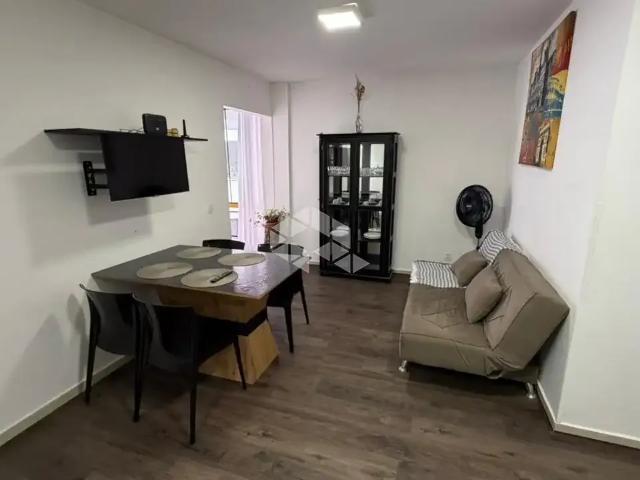 Apartamento venda em Região Geográfica Imediata de Florianópolis, Desterro