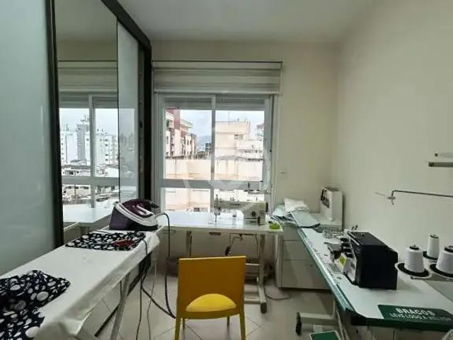 Apartamento venda em Região Geográfica Imediata de Florianópolis, Desterro