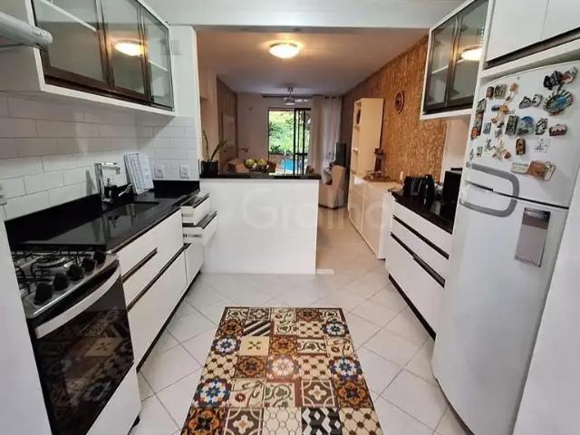 Apartamento venda em Região Geográfica Imediata de Florianópolis, Desterro