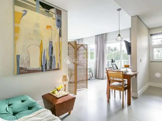 Apartamento venda em Região Geográfica Imediata de Florianópolis, Desterro