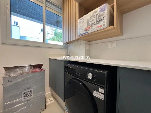 Apartamento venda em Região Geográfica Imediata de Florianópolis, Desterro