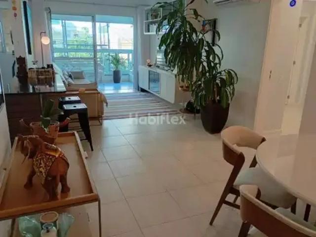 Apartamento venda em Região Geográfica Imediata de Florianópolis, Desterro