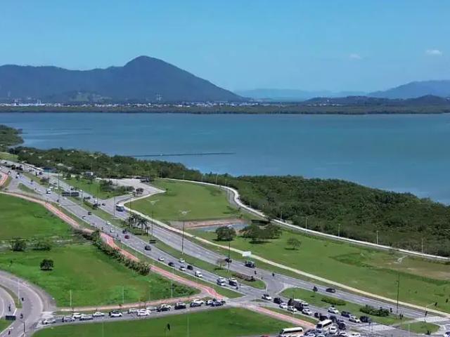 Apartamento venda em Região Geográfica Imediata de Florianópolis, Desterro