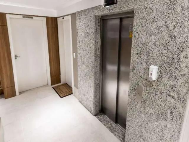 Apartamento venda em Região Geográfica Imediata de Florianópolis, Desterro
