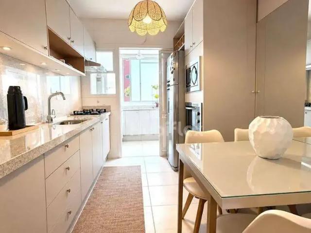 Apartamento venda em Região Geográfica Imediata de Florianópolis, Desterro