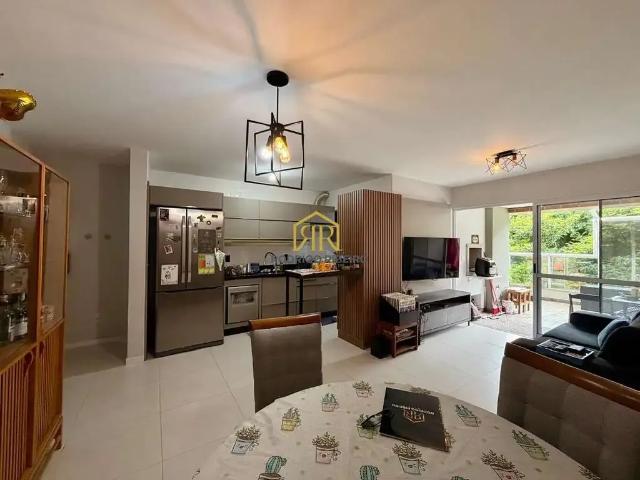 Apartamento venda em Região Geográfica Imediata de Florianópolis, Desterro