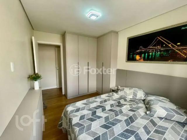 Apartamento venda em Região Geográfica Imediata de Florianópolis, Desterro
