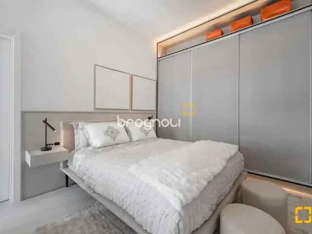 Apartamento venda em Região Geográfica Imediata de Florianópolis, Desterro