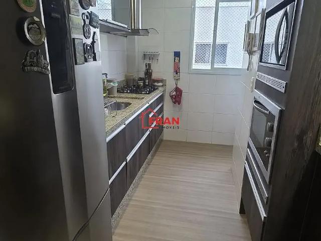 Apartamento venda em Serrinha, Florianópolis
