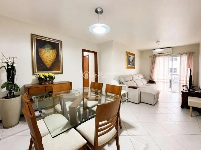 Apartamento venda em Região Geográfica Imediata de Florianópolis, Desterro