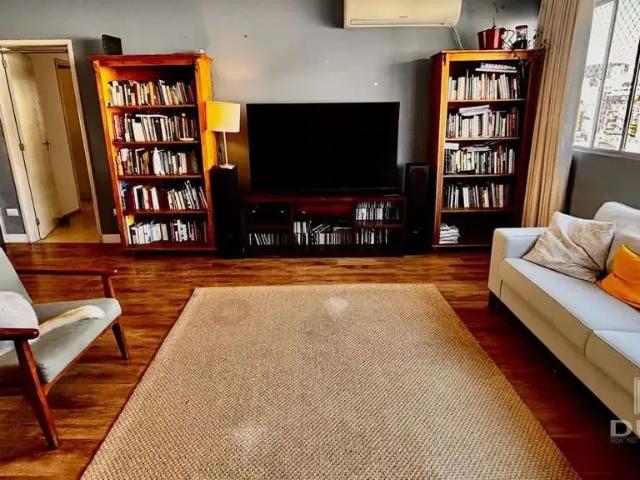 Apartamento venda em Região Geográfica Imediata de Florianópolis, Desterro