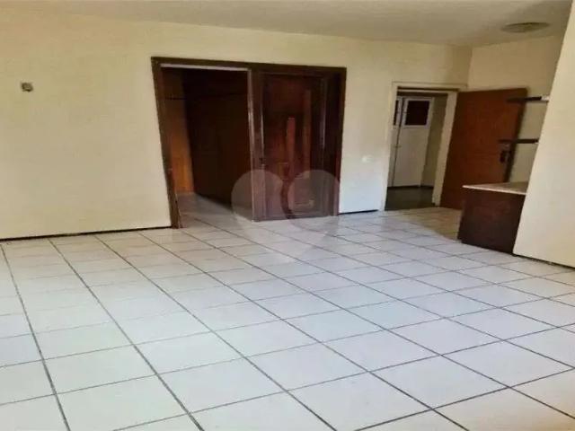 Apartamento venda em Região Geográfica Imediata de Fortaleza, Fortaleza
