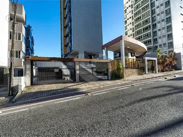 Apartamento venda em Região Geográfica Imediata de Fortaleza, Fortaleza