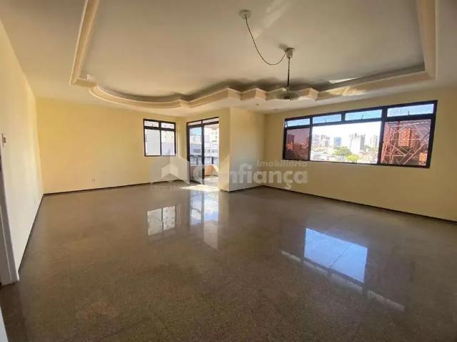 Apartamento venda em Região Geográfica Imediata de Fortaleza, Fortaleza