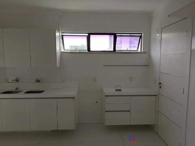 Apartamento venda em Região Geográfica Imediata de Fortaleza, Fortaleza