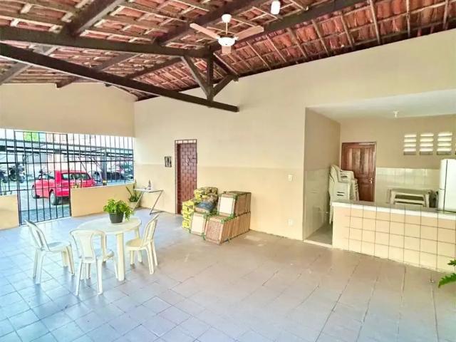 Apartamento venda em Região Geográfica Imediata de Fortaleza, Fortaleza