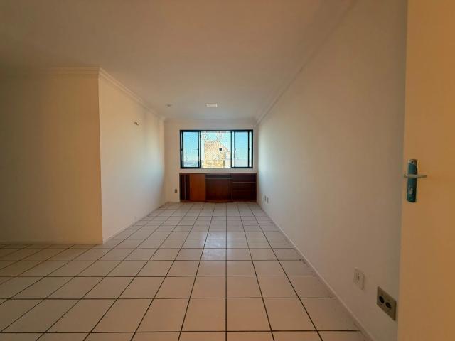 Apartamento venda em Região Geográfica Imediata de Fortaleza, Fortaleza