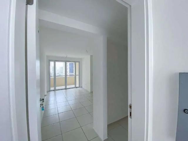 Apartamento venda em Região Geográfica Imediata de Fortaleza, Fortaleza