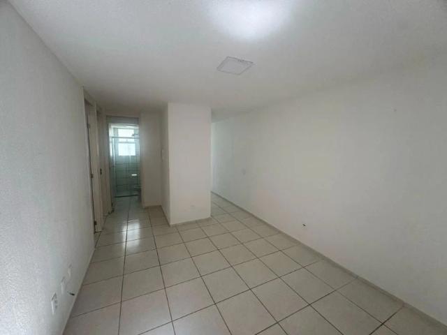 Apartamento venda em Parque Dois Irmăos, Fortaleza