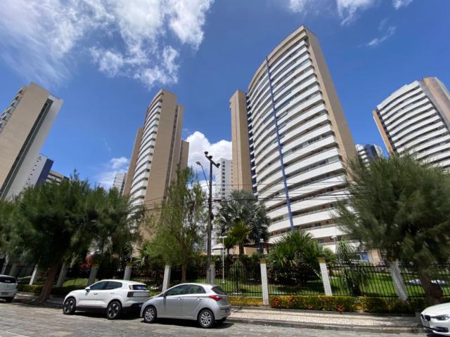 Apartamento venda em Região Geográfica Imediata de Fortaleza, Fortaleza