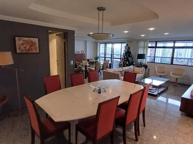 Apartamento venda em Região Geográfica Imediata de Fortaleza, Fortaleza