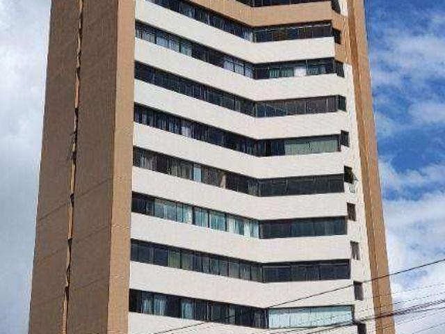 Apartamento venda em Região Geográfica Imediata de Fortaleza, Fortaleza