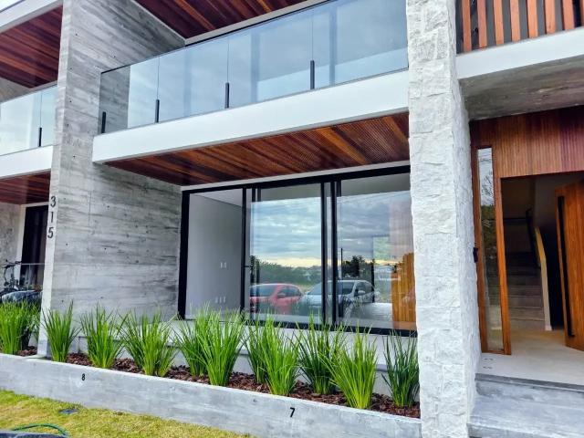 Apartamento venda em Região Geográfica Imediata de Florianópolis, Garopaba