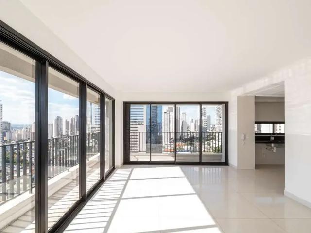 Apartamento venda em Região Geográfica Imediata de Goiânia, Goiânia