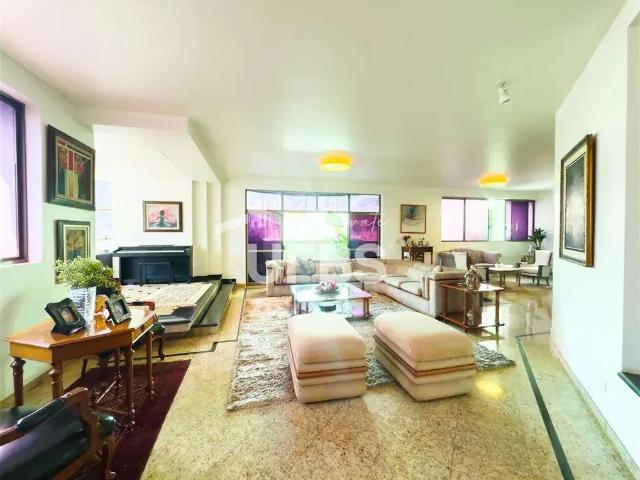 Apartamento venda em Região Geográfica Imediata de Goiânia, Goiânia